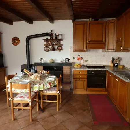 Casa Emilia Semesterbostad Bugiallo